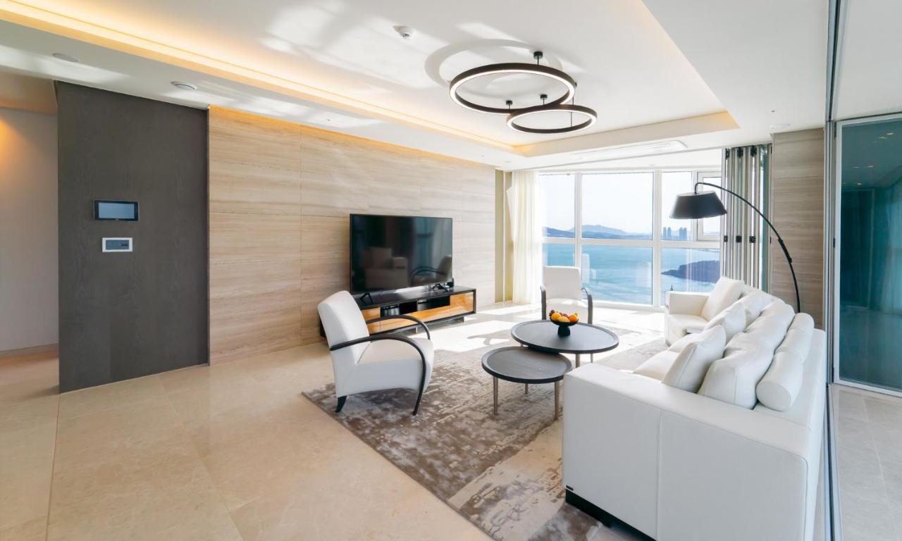 Grand Lct Residence Busan Exterior foto